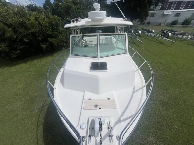 Slide: The Image of Parker Marine 2510 Parker 2007 - 8
