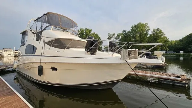 Slide: The Image of Silverton 35 Motor Yacht 2003 - 4