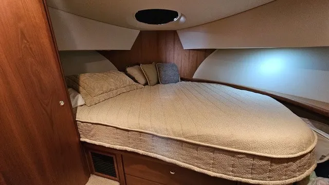 Slide: The Image of Silverton 35 Motor Yacht 2003 - 23