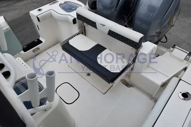 Slide: The Image of Tidewater 256 CC Adventure 2021 - 7
