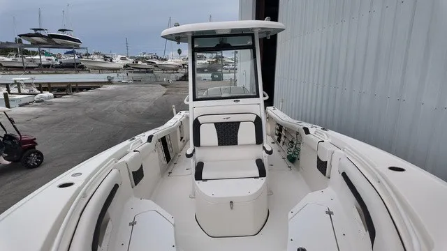 Slide: The Image of Tidewater 256 CC Adventure 2021 - 8