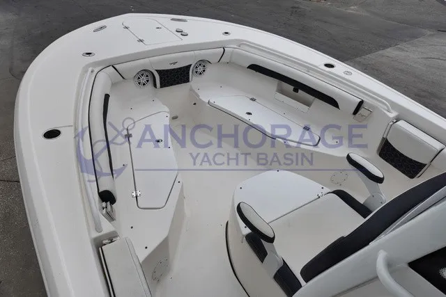 Slide: The Image of Tidewater 256 CC Adventure 2021 - 3