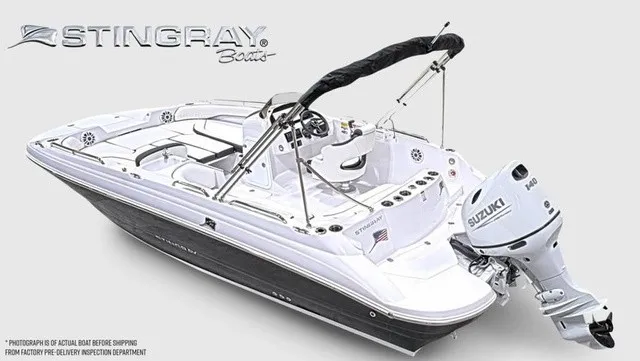 Slide: The Image of Stingray 20 SC 2027: Sleek design with white hull and Suzuki outboard motor, perfect for leisure cruising. - 17