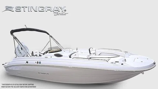 Slide: The Image of Stingray 22 SC 2027: Sleek design with comfortable seating and modern features. - 12