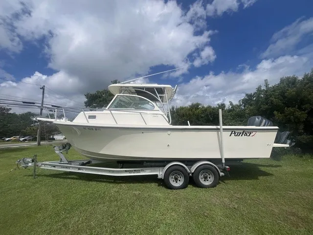 Slide: The Image of Parker Marine 2510 Parker 2007 - 2