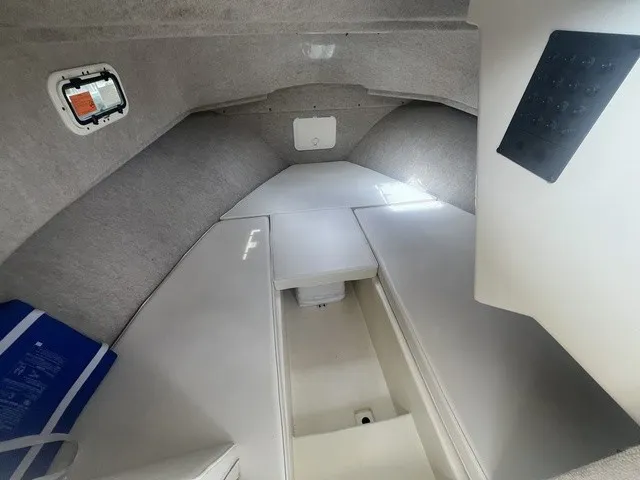 Slide: The Image of Parker Marine 2510 Parker 2007 - 10