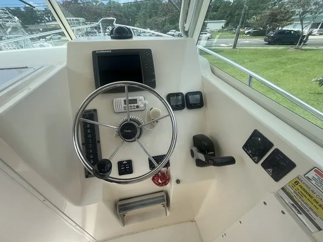 Slide: The Image of Parker Marine 2510 Parker 2007 - 11