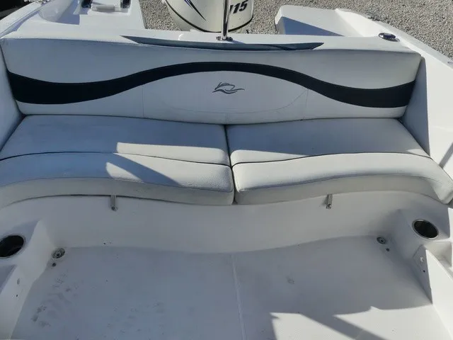 Slide: The Image of Rinker 186 Captiva Bowrider 2016 - 6