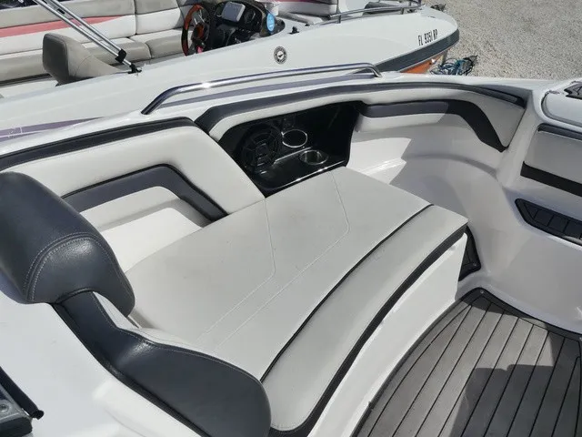 Slide: The Image of Yamaha 242 Limited S 2017 - 13