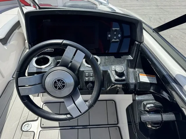 Slide: The Image of Yamaha 242X 2020 - 24