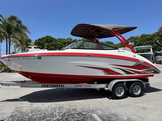 Slide: The Image of Yamaha 242X 2020 - 2