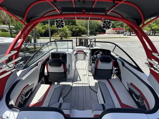 Slide: The Image of Yamaha 242X 2020 - 5
