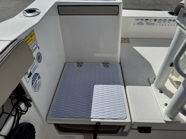 Slide: The Image of Yamaha 222 FSH Sport E 2023 - 21