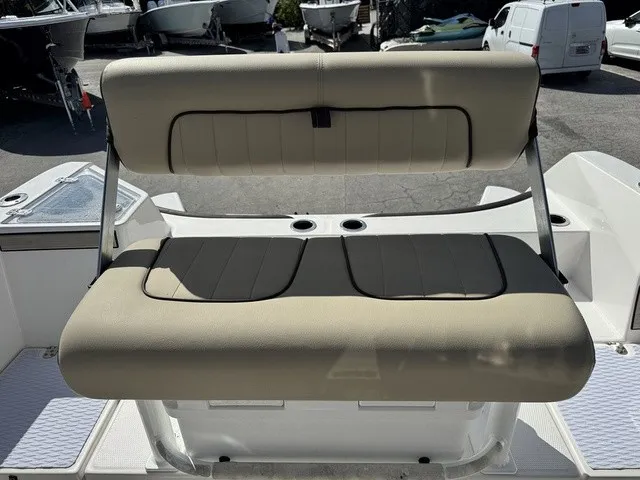 Slide: The Image of Yamaha 222 FSH Sport E 2023 - 18