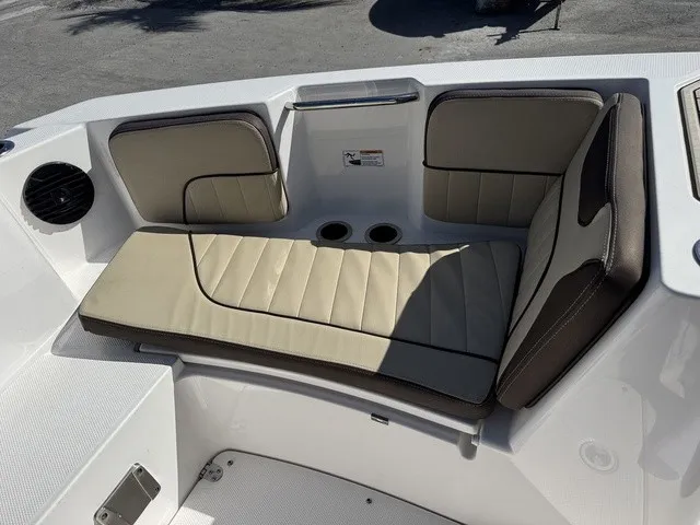 Slide: The Image of Yamaha 222 FSH Sport E 2023 - 10