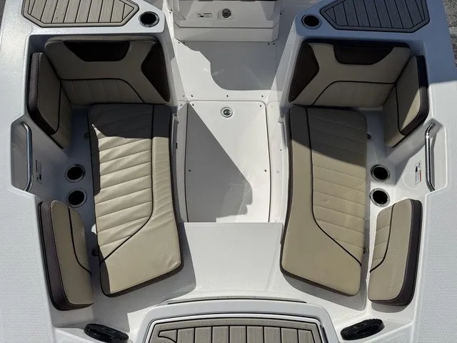 Slide: The Image of Yamaha 222 FSH Sport E 2023 - 13