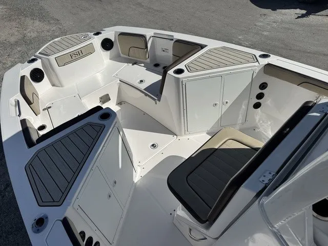 Slide: The Image of Yamaha 222 FSH Sport E 2023 - 8