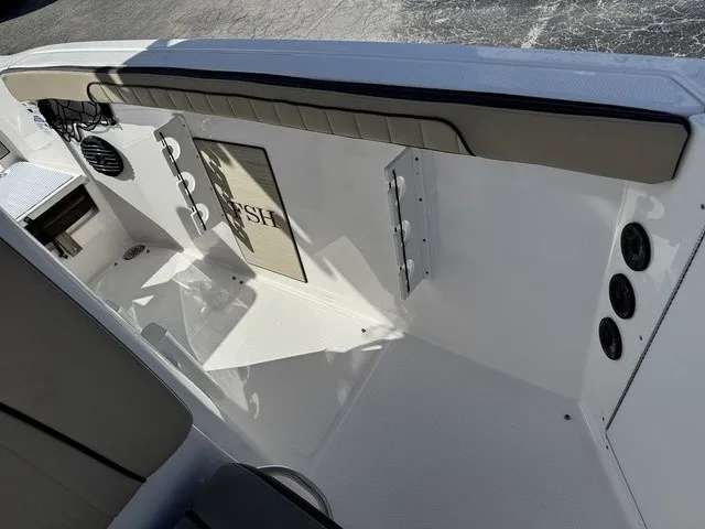 Slide: The Image of Yamaha 222 FSH Sport E 2023 - 16