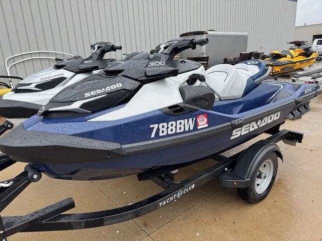 Slide: The Image of Sea-Doo GTX Limited 300 2023 - 2