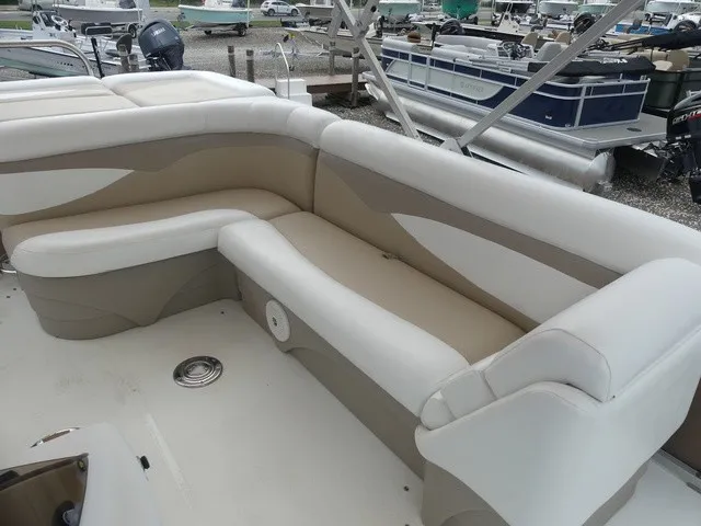Slide: The Image of Southwind 229L 2013 - 16