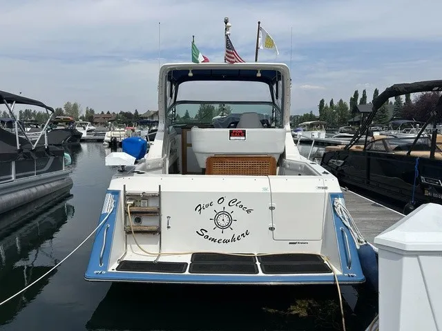 Slide: The Image of Cruisers Yachts 3270 Esprit 1989 - 2