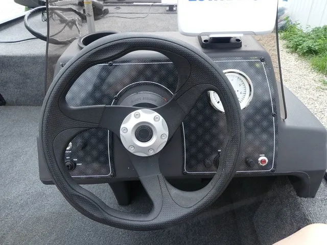 Slide: The Image of Tracker Bass Tracker Classic XL 2023 - 22