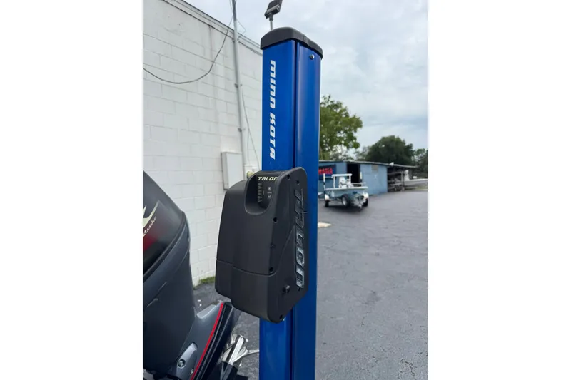 Slide: The Image of Minn Kota Talon anchor on 2018 G3 Bay 18 DLX boat. - 4
