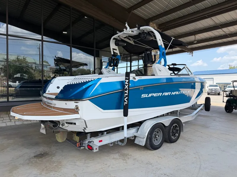 Slide: The Image of Nautique Super Air Nautique G23 2018 - 3