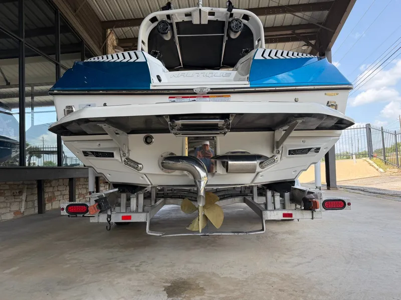 Slide: The Image of Nautique Super Air Nautique G23 2018 - 5