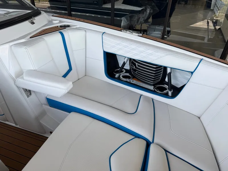 Slide: The Image of Nautique Super Air Nautique G23 2018 - 18