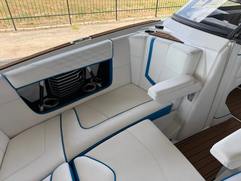 Slide: The Image of Nautique Super Air Nautique G23 2018 - 19