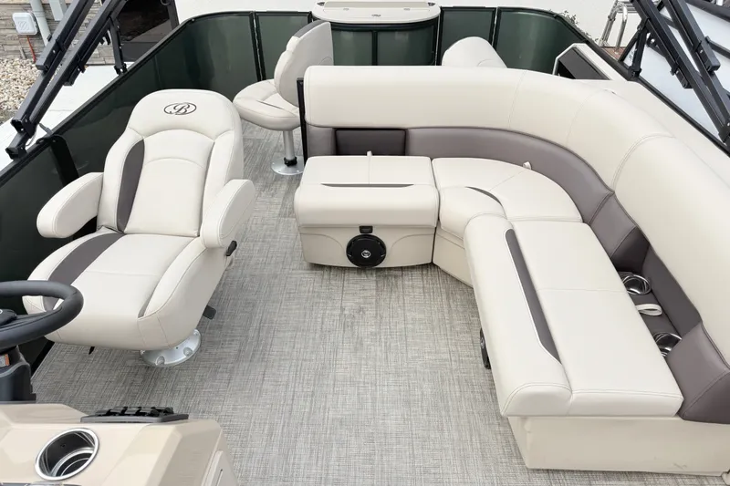 Slide: The Image of 2027 Bentley Pontoons FISH 200 FISH-N-CRUISE interior with luxurious seating and modern design. - 17