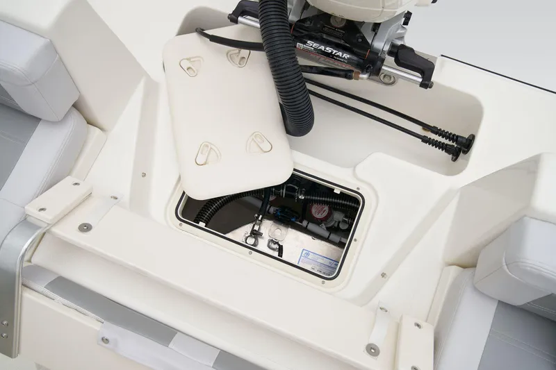 Slide: The Image of Mako 214 Center Console 2026 - 68