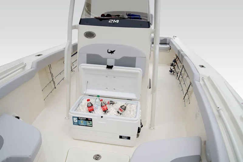 Slide: The Image of Mako 214 Center Console 2026 - 29