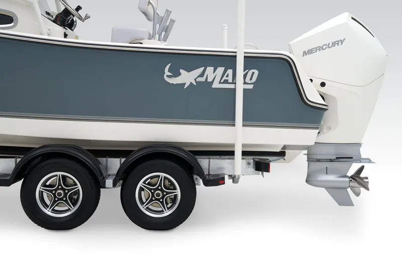 Slide: The Image of Mako 214 Center Console 2026 - 78