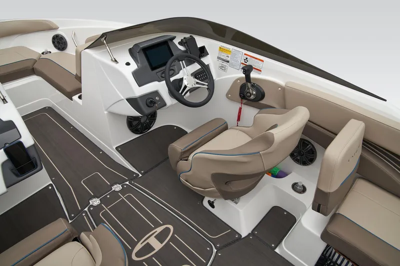 Slide: The Image of Tahoe 210 S 2026 - 48