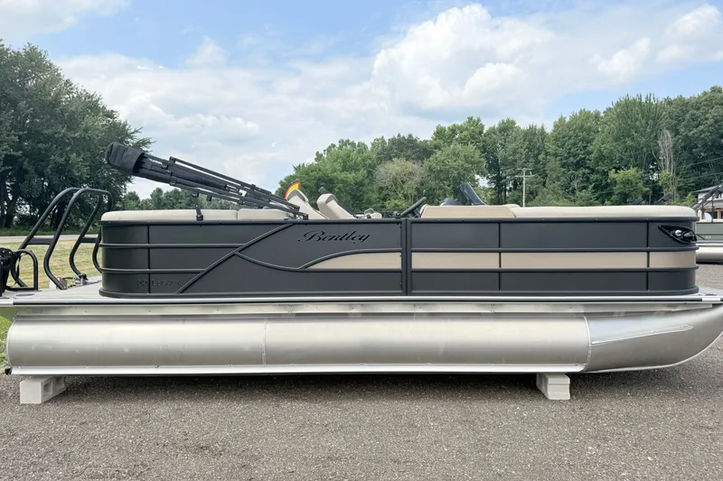 The Image of 2027 Bentley Pontoons Legacy 223 DL Navigator on display, featuring sleek design and modern amenities. - 1