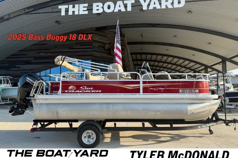 The Image of 2025 Sun Tracker Bass Buggy 18 DLX pontoon boat displayed at The Boat Yard. - 1