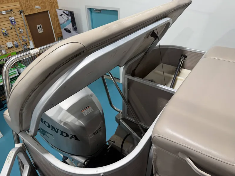 Slide: The Image of Premier 250 Legend 2007 - 21