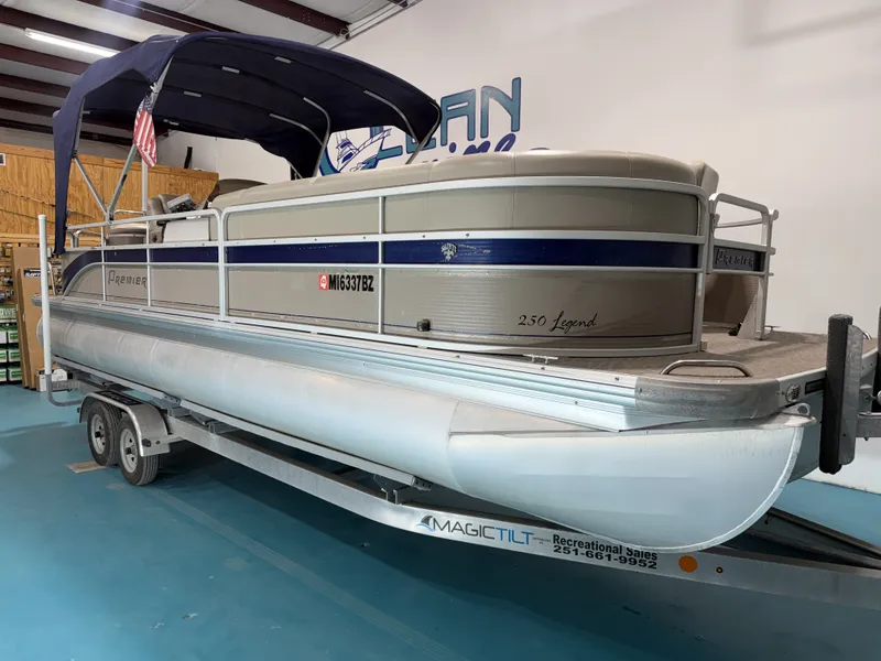 Slide: The Image of Premier 250 Legend 2007 - 3