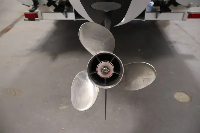 Slide: The Image of Propeller of 2022 Veranda VR22RC boat on a trailer in a garage. - 44