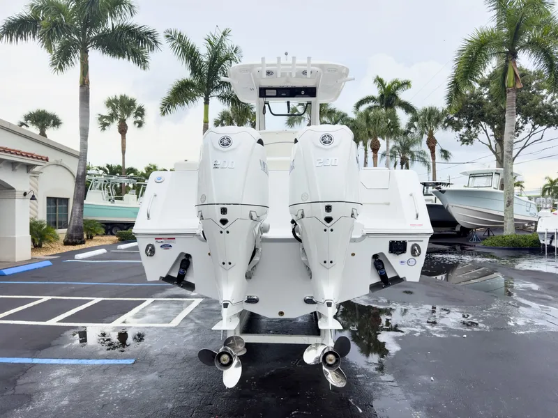 Slide: The Image of Sea Hunt Ultra 265SE 2027 - 8