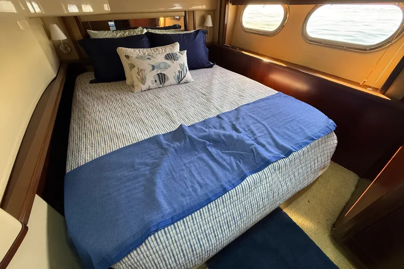 Slide: The Image of Side Guest Cabin - 21