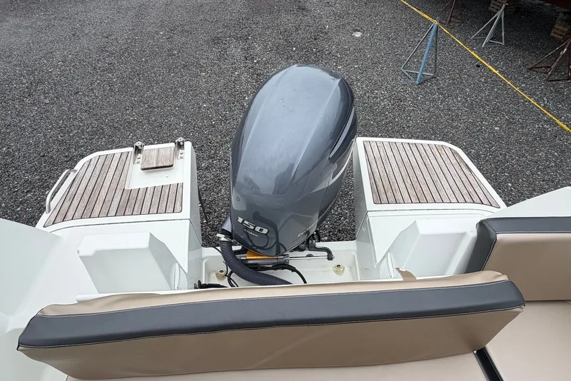 Slide: The Image of 2017 Jeanneau Merry Fisher 695 boat with Yamaha 150 outboard motor. - 13