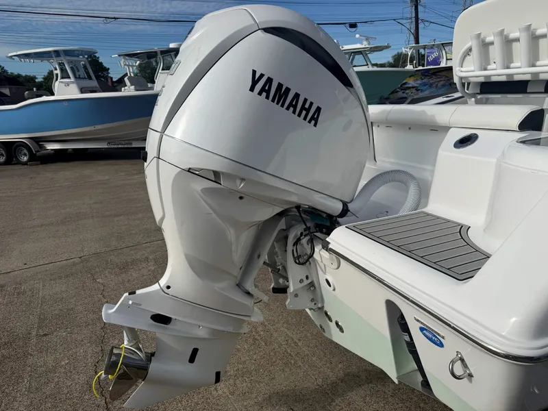 Slide: The Image of Tidewater 220 CC Adventure 2027 - 21
