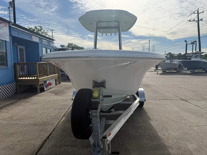Slide: The Image of Tidewater 220 CC Adventure 2027 - 15