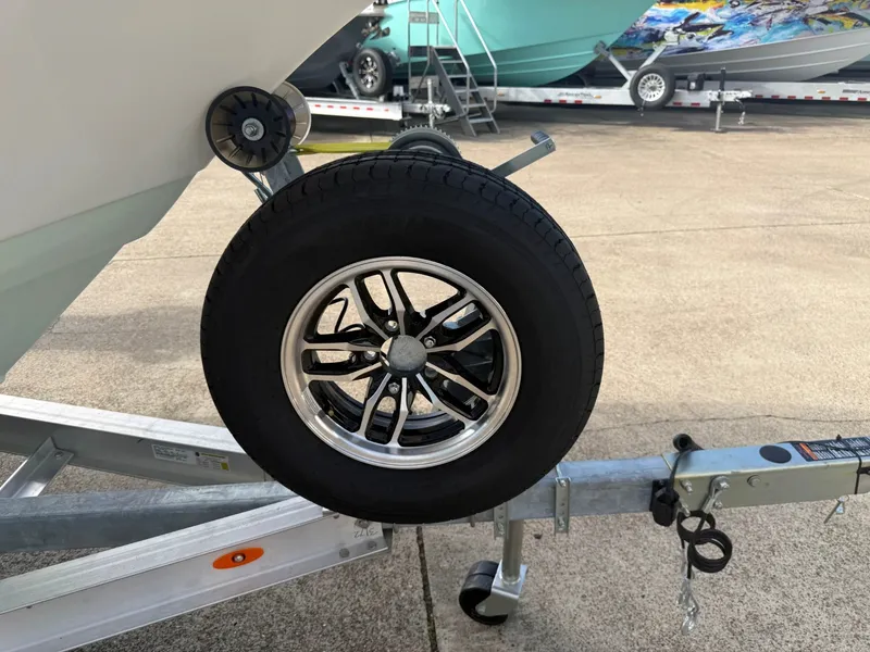 Slide: The Image of Tidewater 220 CC Adventure 2027 - 16