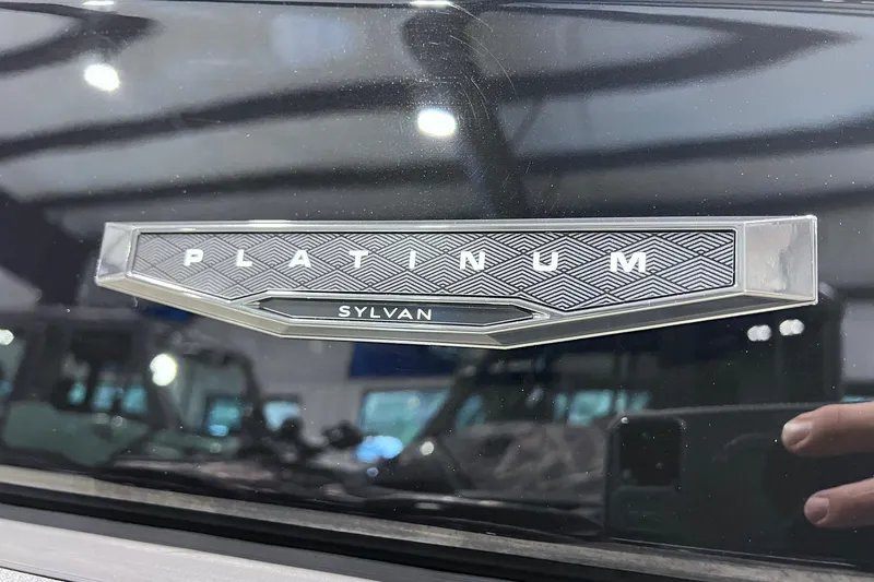 Slide: The Image of Sylvan L3 LZ DH 2026 Platinum badge on a reflective surface. - 31