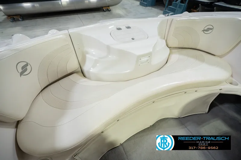Slide: The Image of 2006 Starcraft C-Star 1700 I/O F&S boat interior seating, featuring beige upholstery. - 45