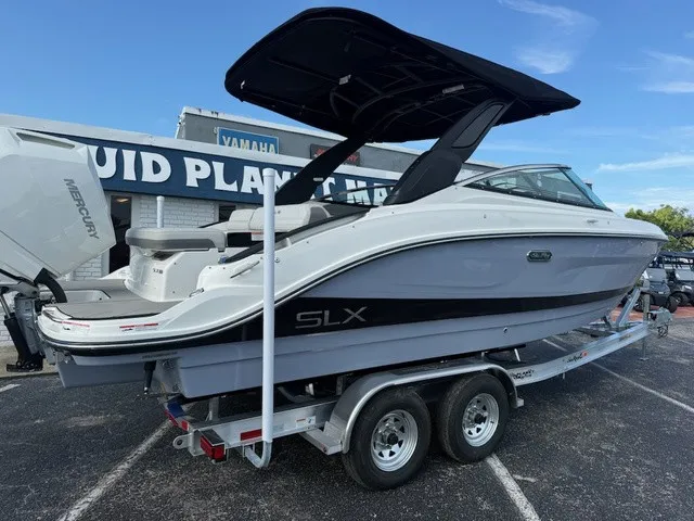Slide: The Image of Sea Ray SLX 260 Outboard 2027 - 4